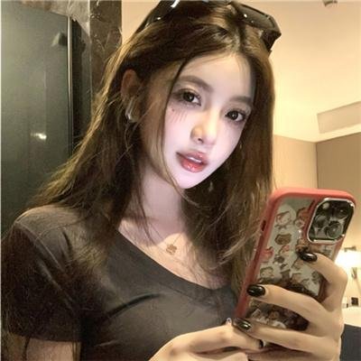 法国皇后玛丽·安东妮封面